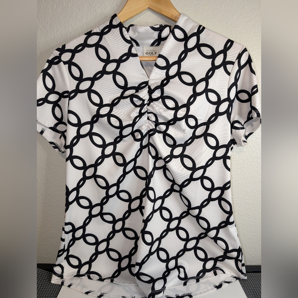 Zenergy Golf by Chico's Chain Print Top Short Sleeve Size 1= Sm-M